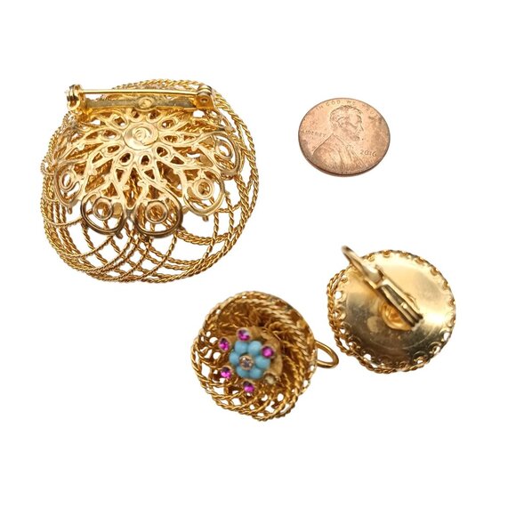 Vintage Gold-Tone Filigree Spun Wire Floral Brooch & Clip-On Earrings Set - Picture 3 of 3